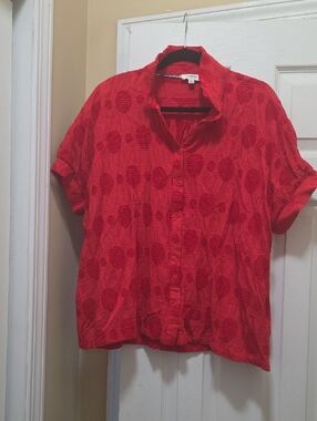 Umgee Vibrant Red Short Sleeve Button-Up Blouse